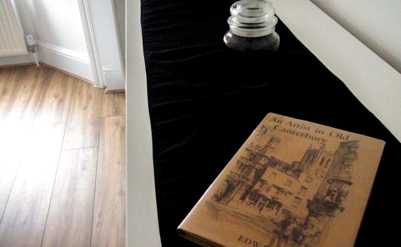 Cosy Central Canterbury - Modern Victorian Dış mekan fotoğraf